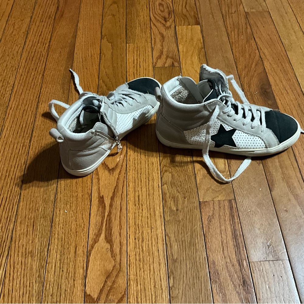 Stylish Women's High-Top Sneakers